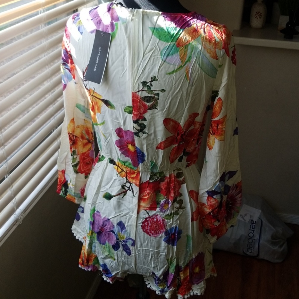 Nwt Romper - Picture 2 of 2